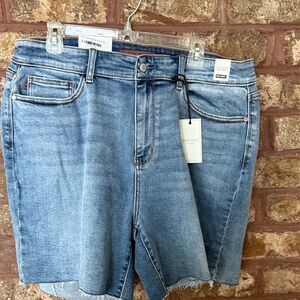 Judy Blue Light Wash Denim Shorts